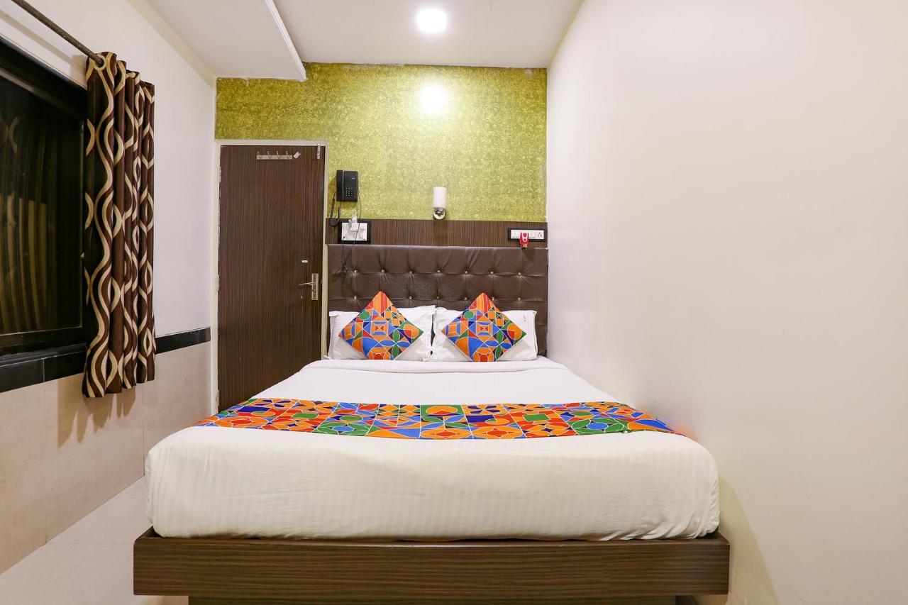 Hotel Aksa Powai Mumbai Exteriör bild
