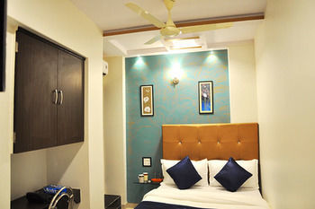 Hotel Aksa Powai Mumbai Exteriör bild